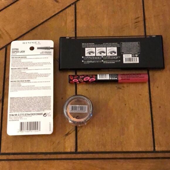 Rimmel London Makeup Set - Picture 2 of 5